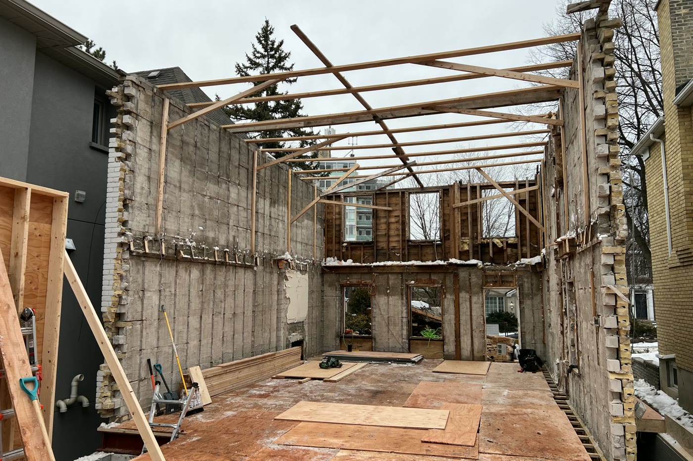 Selective interior demolition
